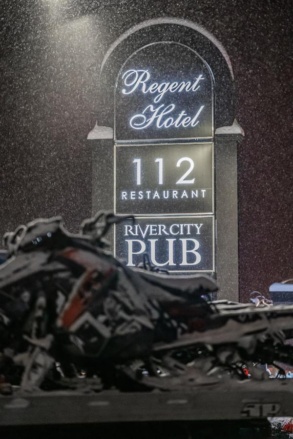 Regent Hotel Revelstoke Luaran gambar